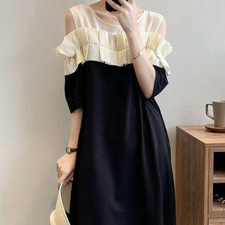 Elbow-sleeve Two Tone Cold Shoulder Dress