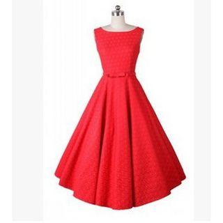 Plain Sleeveless Pleated Dress