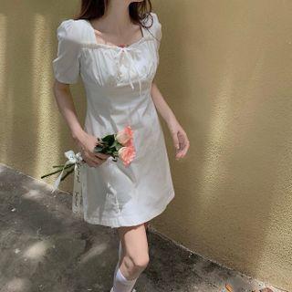 Short Sleeve Square Lace Up Plain A-line Dress