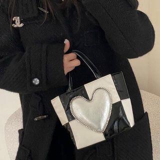 Checkerboard Heart Crossbody Bag Black & White - One Size