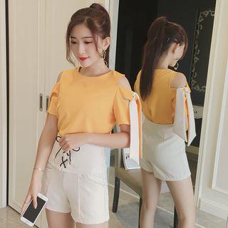 Set: Cold Shoulder Short-sleeve Top + Lace-up Shorts