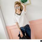 Short Sleeve Mesh Panel V-neck T-shirt