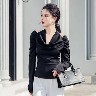 Cold-shoulder Crinkled Top