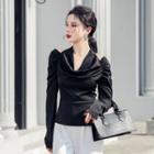 Cold-shoulder Crinkled Top