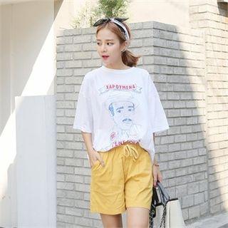 Elbow-sleeve Illustration T-shirt