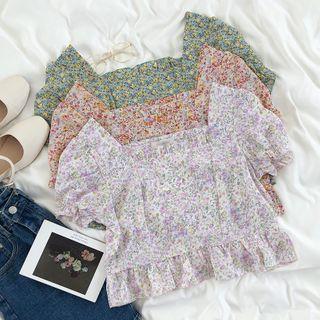 Short-sleeve Square-neck Floral Blouse