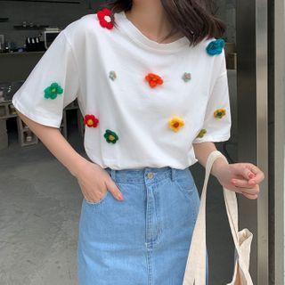 Short Sleeve Flower Applique T-shirt