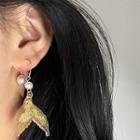 Faux Pearl Sequined Fish Tail Earring