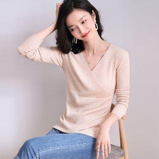 V-neck Ruched Knit Top
