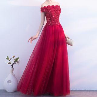 Short-sleeve Off Shoulder A-line Wedding Gown