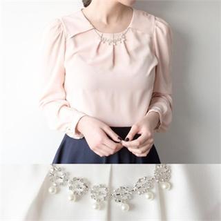 Inset Necklace Chiffon Top