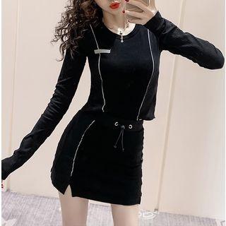 Set: Long-sleeve Contrast Trim T-shirt + Mini Skirt