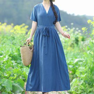 V-neck Short-sleeve Tie-waist Maxi A-line Dress
