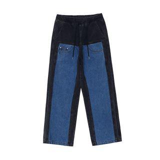 Mid Rise Paneled Straight Leg Jeans
