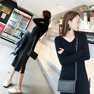 V-neck Side Slit Long-sleeve Knit Dress
