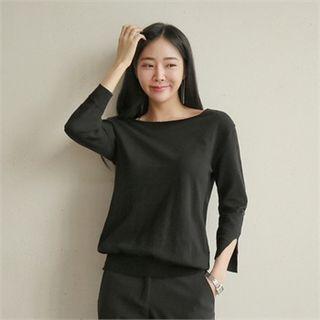Square-neck Slit-sleeve Knit Top