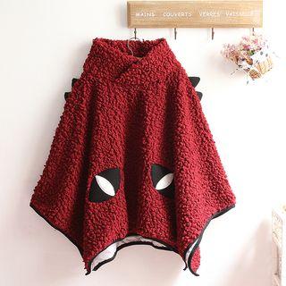Applique Fleece Cape