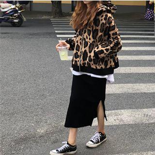 Leopard Print Hooded Jacket / Side-split Knit Skirt