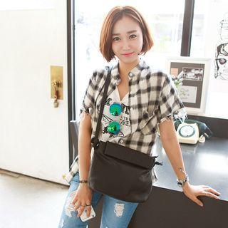 Scoop-neck Lettering Tank Top