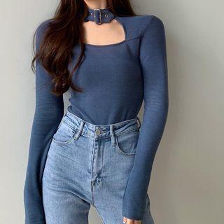 Long Sleeve Cutout Cropped T-shirt