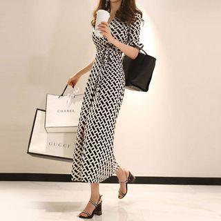 Elbow-sleeve Patterned Slit Maxi A-line Dress