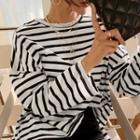 Over-fit Stripe T-shirt Ivory - One Size
