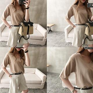 V-neck Roll-edge T-shirt