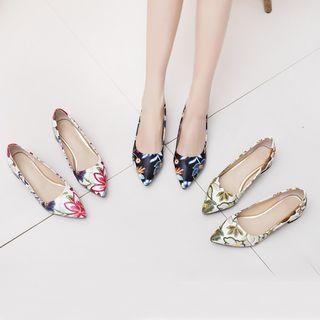 Flower Print Block Heel Pumps
