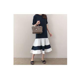 Short-sleeve Contrast-hem Midi T-shirt Dress