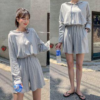 Set: Loose-fit Hoodie + Wide-leg Shorts