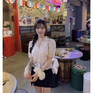 Short-sleeve V-neck Lace Top / Camisole Top