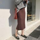 Plain Midi H-line Knit Skirt