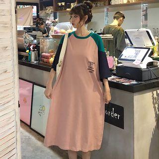 3/4-sleeve Letter Color Block Midi T-shirt Dress