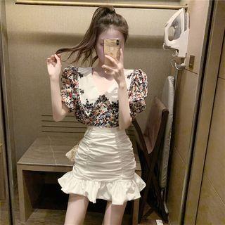 Puff-sleeve Floral Print Contrast Collar Blouse / Mini Mermaid Skirt
