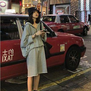 Set: Hooded 3/4-sleeve Zip Jacket +drawstring Wide-leg Shorts