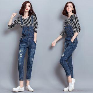 Set: Long-sleeve Striped T-shirt + Jumper Jeans