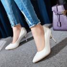 Chain Detail Pumps