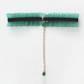 Frilled Choker