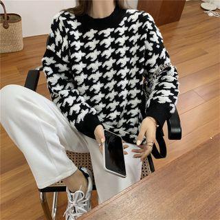 Houndstooth Sweater / Plain Midi A-line Skirt