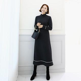 Turtle-neck Contrast-trim Fleece-lined Dress