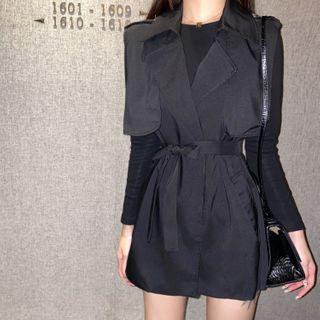 Sleeveless Trench Jacket / Long-sleeve T-shirt