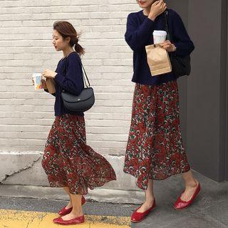 Plain Sweater / Floral Print Midi Skirt
