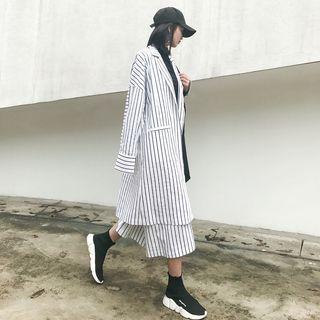 Looe-fit Lapel Striped Long Windbreaker