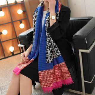 Houndstooth Patterned Scarf