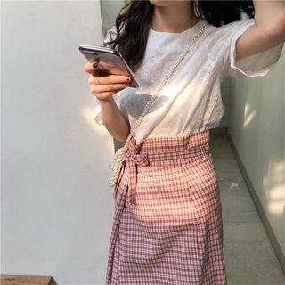 Crew-neck Elbow-sleeve Top / Plaid Midi Skirt