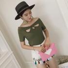 Cut Out Off-shoulder Short-sleeve T-shirt
