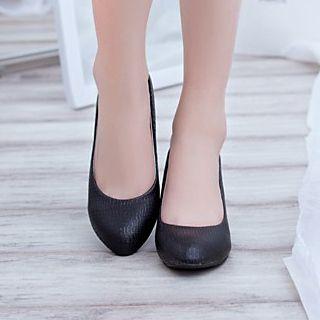 Textured Pointed Pumps