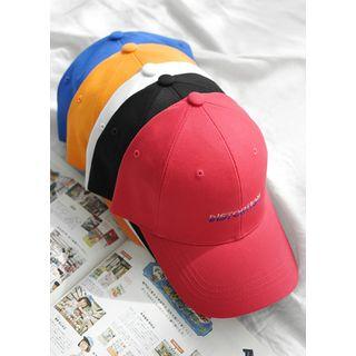 Distortion Letter-embroidered Baseball Cap