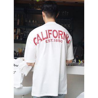 Lettering-back T-shirt (3 Designs)