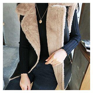 Buckled-neck Fuax-fur Lined Vest Black - One Size